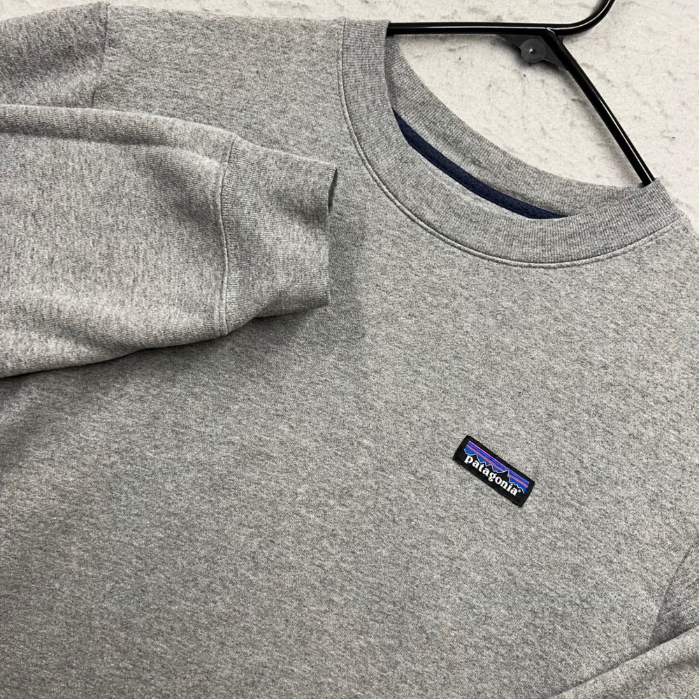 Patagonia Uprisal Crew Sweatshirt Mens Small Gray P-6 Logo Pullover 39627